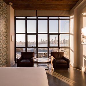 Manhattan View King Room